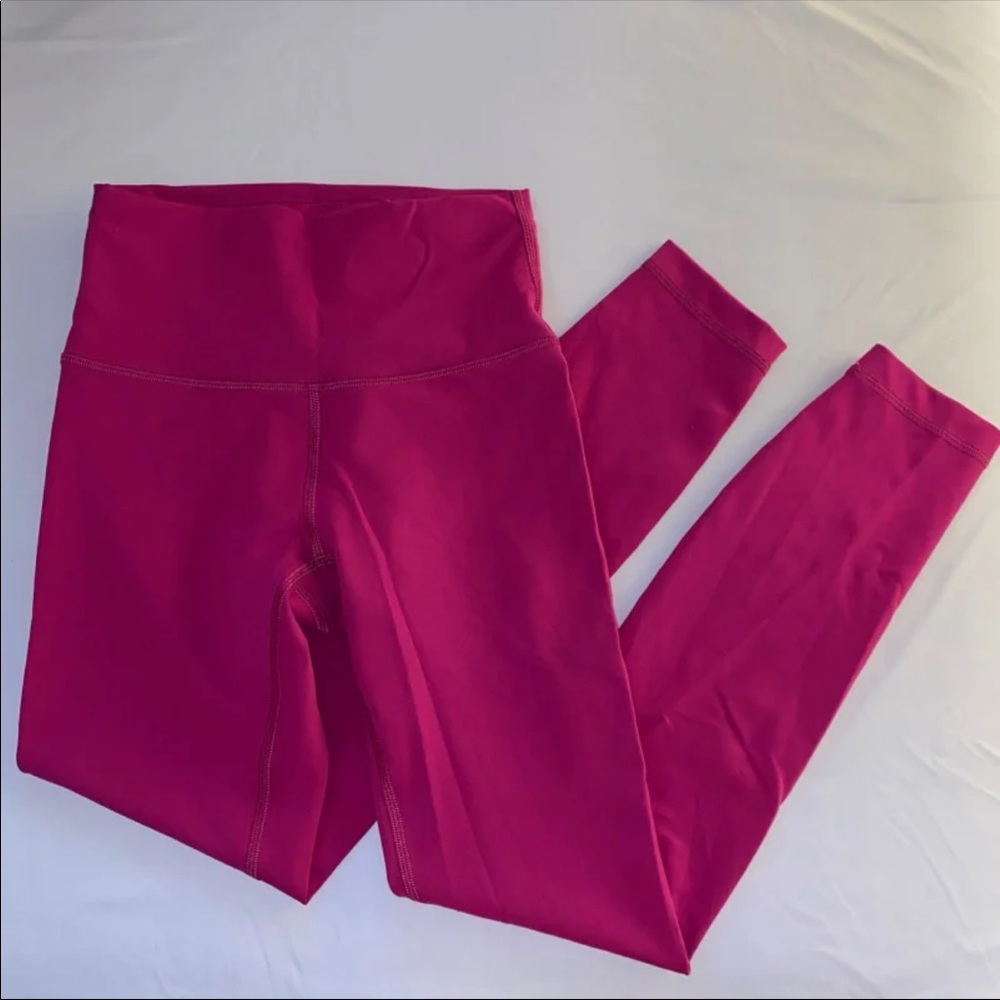 NWOT Lululemon Wunder Train Tight 25" 4
